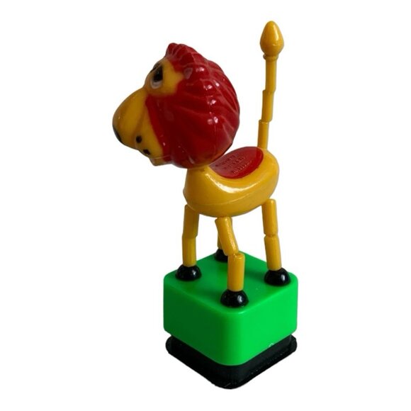 Vintage Lion Plastic Push Thumb Puppet Toy Collectible 4" Retro Animal Toy - Picture 2 of 4